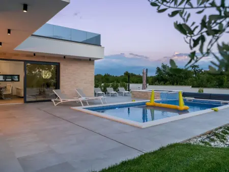 Villa MaEm, maison 10 pers. piscine chauffée à Cere : photo 48