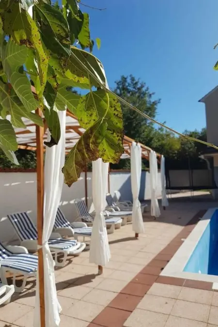 Maison 10 chambres avec piscine privée à Cere : photo 5