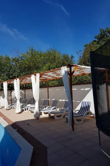 Maison 10 chambres avec piscine privée à Cere : photo 6