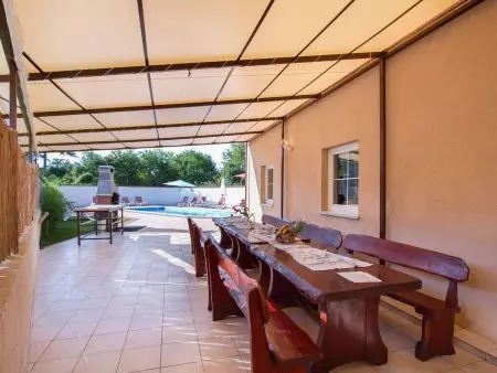 Maison 10 chambres avec piscine privée à Cere : photo 8