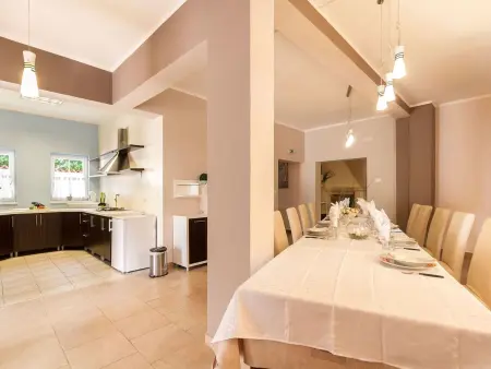 Maison 10 chambres avec piscine privée à Cere : photo 15