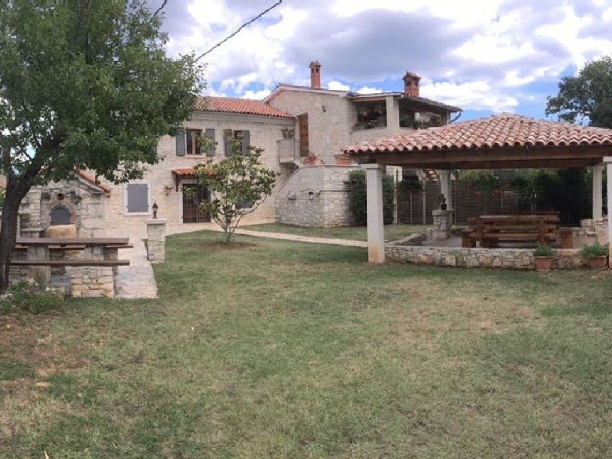 Joan Haus, maison Istrie avec piscine et jardin - Photo 3