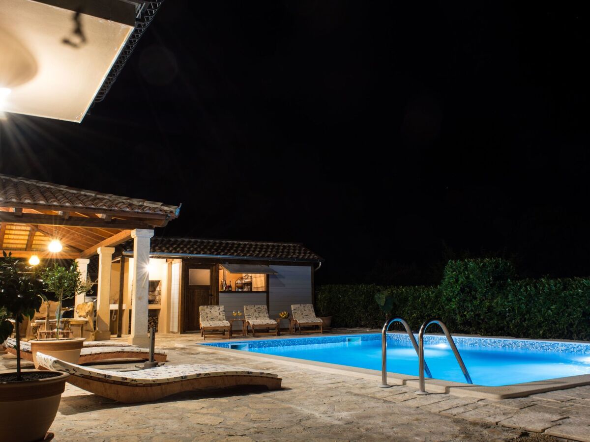 Villa Histria Relax à Smoljanci - Maison 4 chambres avec piscine - Photo 3