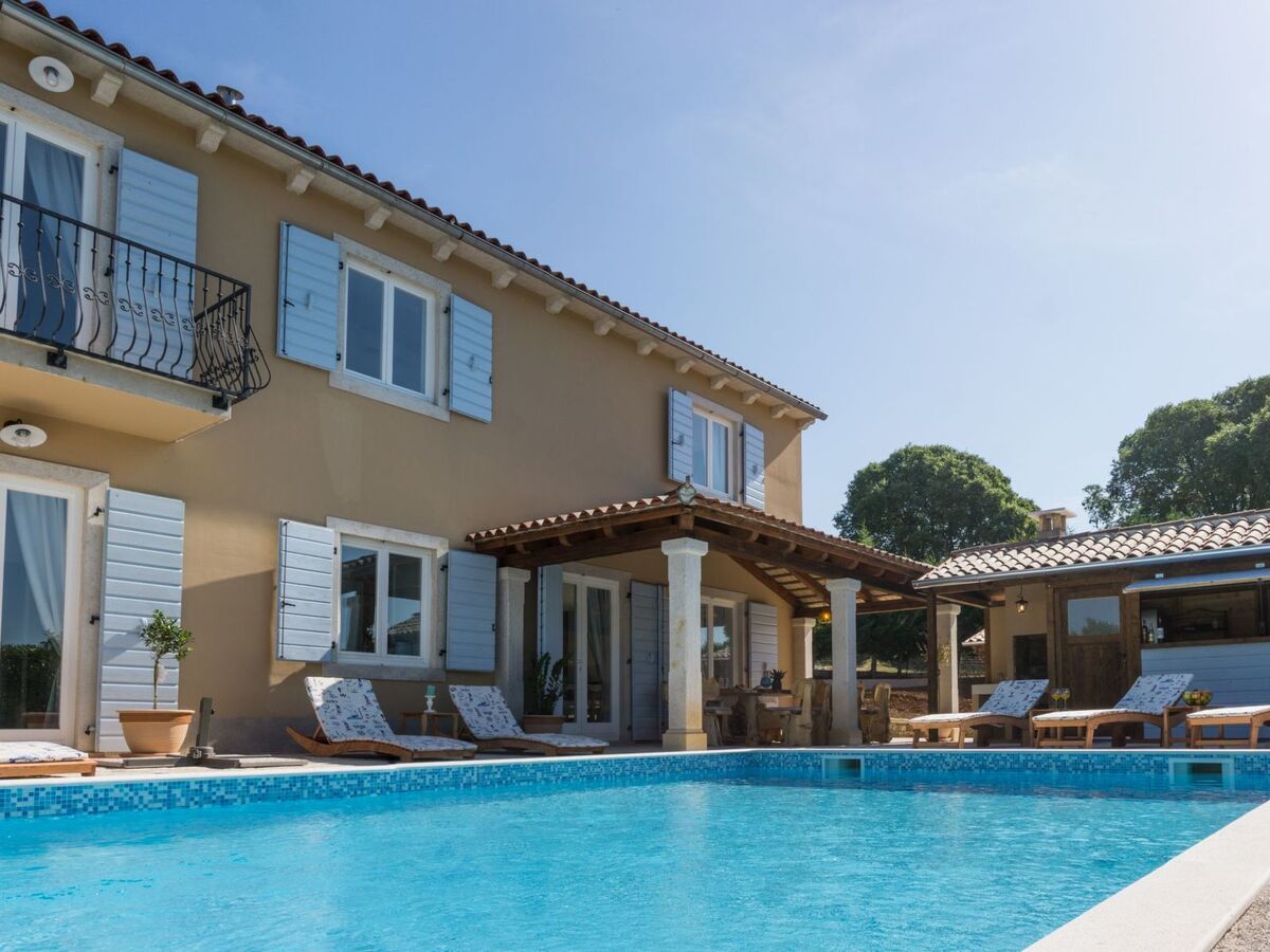 Villa Histria Relax à Smoljanci - Maison 4 chambres avec piscine - Photo 17