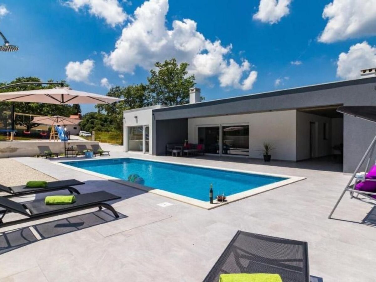 Villa Sanivaro : maison 4 chambres, piscine chauffée et spa - Photo 6