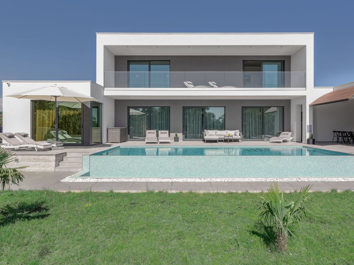 Villa Velika – Maison 10 pers. piscine infinity en Istrie - Photo 1