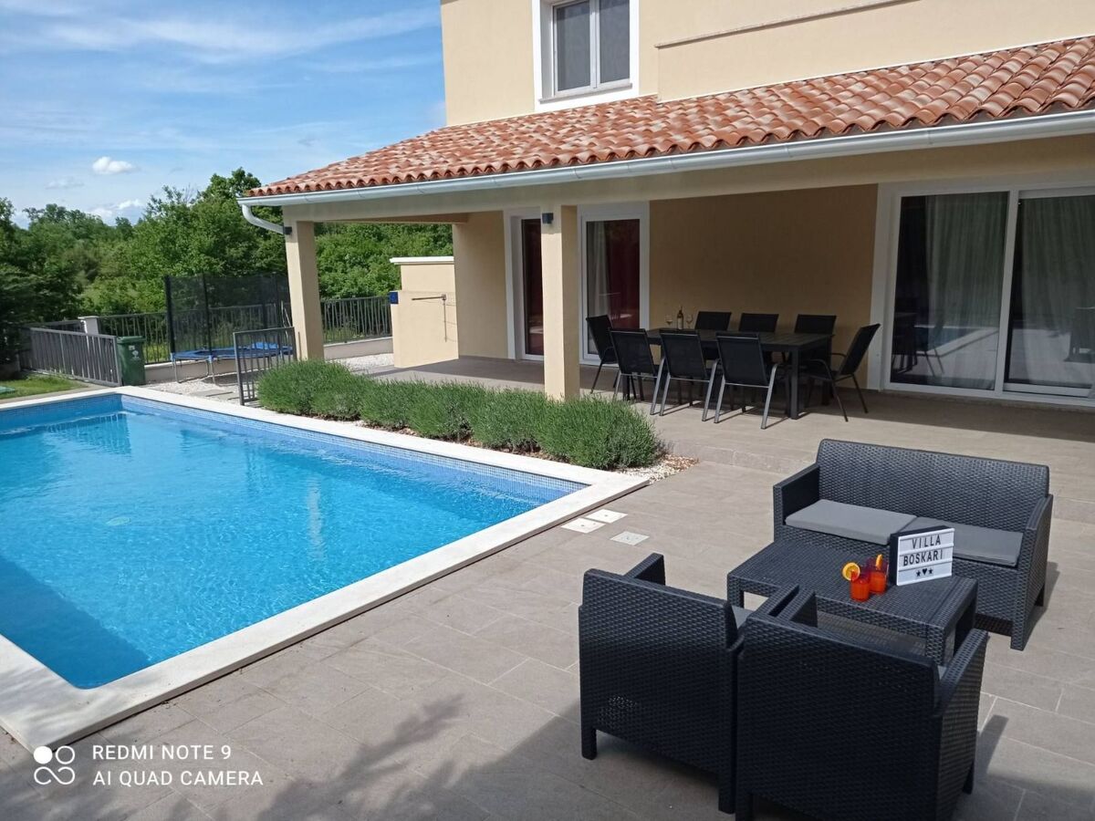 Villa Bokordici avec piscine privée, 4 chambres - Photo 8