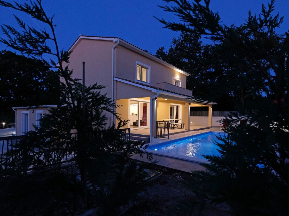 Villa Bokordici avec piscine privée, 4 chambres - Photo 9