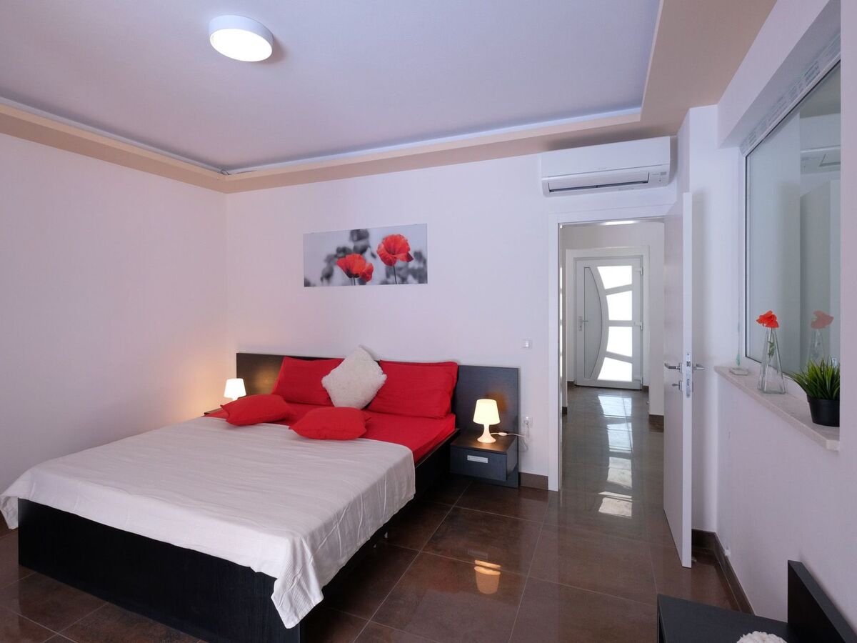 Villa Bokordici avec piscine privée, 4 chambres - Photo 26