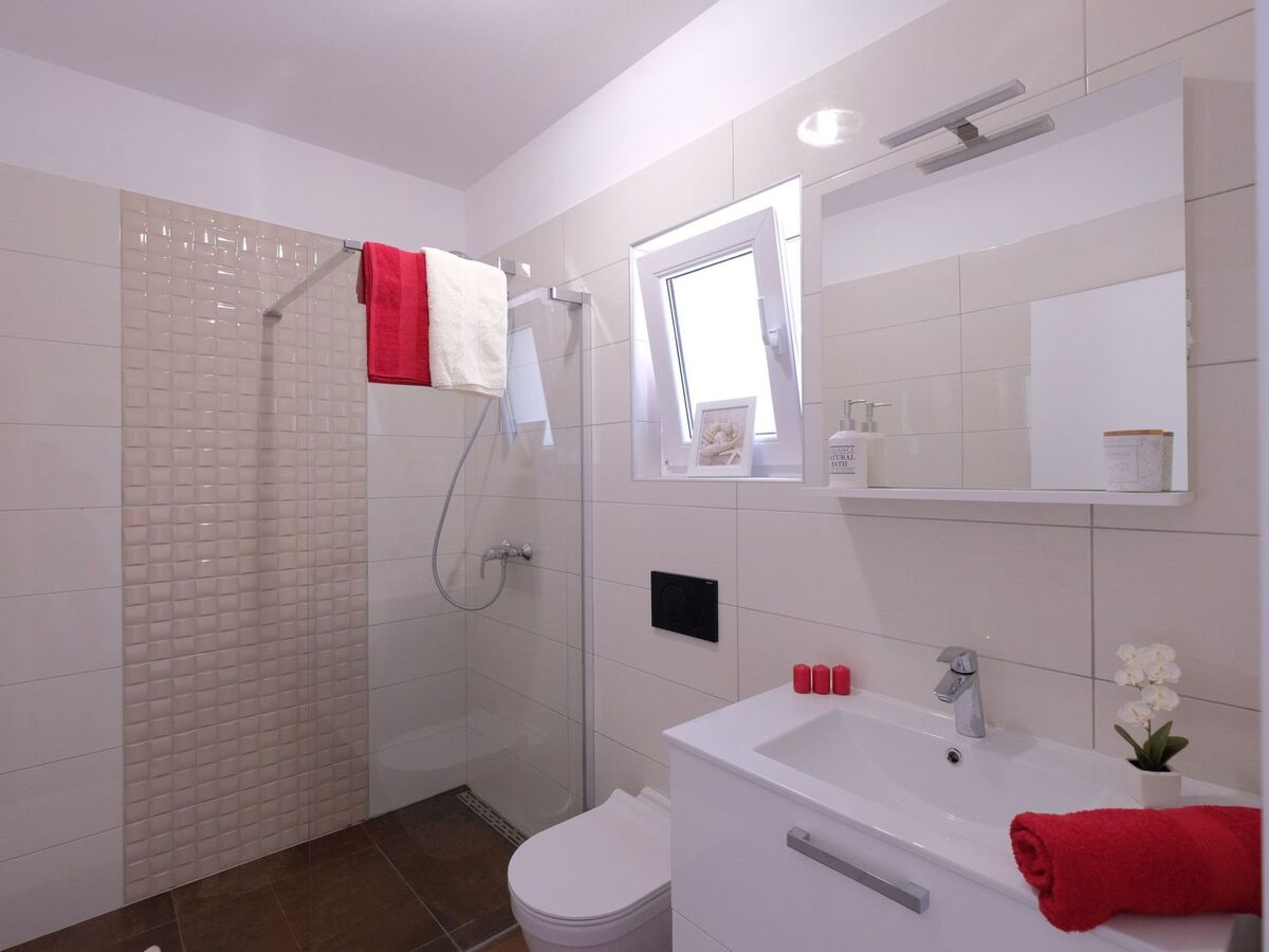 Villa Bokordici avec piscine privée, 4 chambres - Photo 37