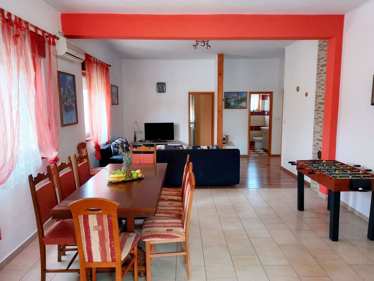 Maison avec piscine privée 8x4m à Sveti Kirin - Photo 16