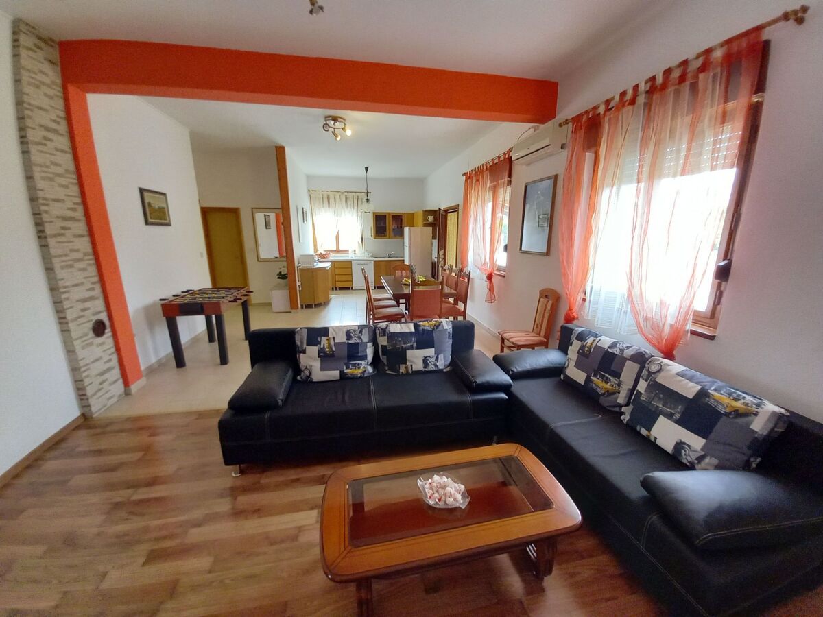 Maison avec piscine privée 8x4m à Sveti Kirin - Photo 17