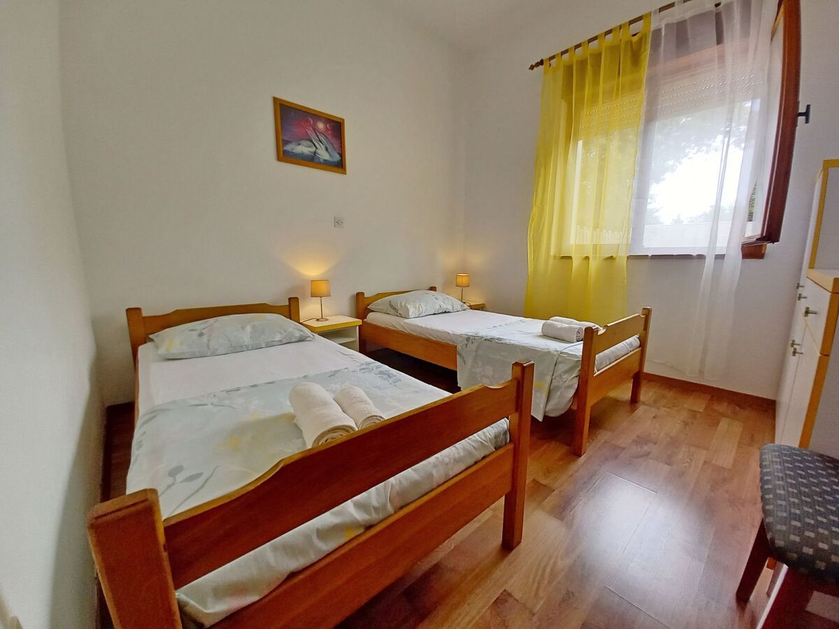 Maison avec piscine privée 8x4m à Sveti Kirin - Photo 23