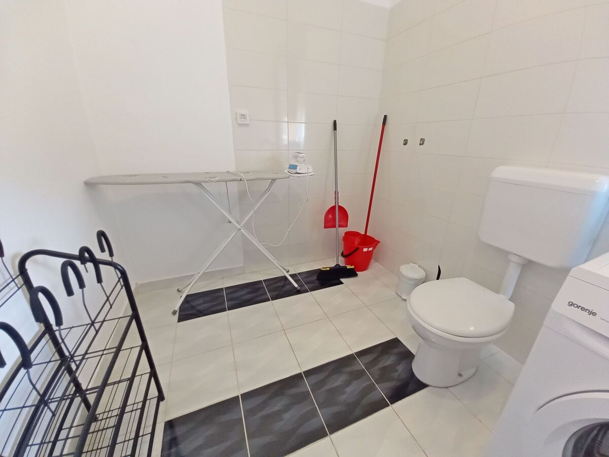 Maison avec piscine privée 8x4m à Sveti Kirin - Photo 29