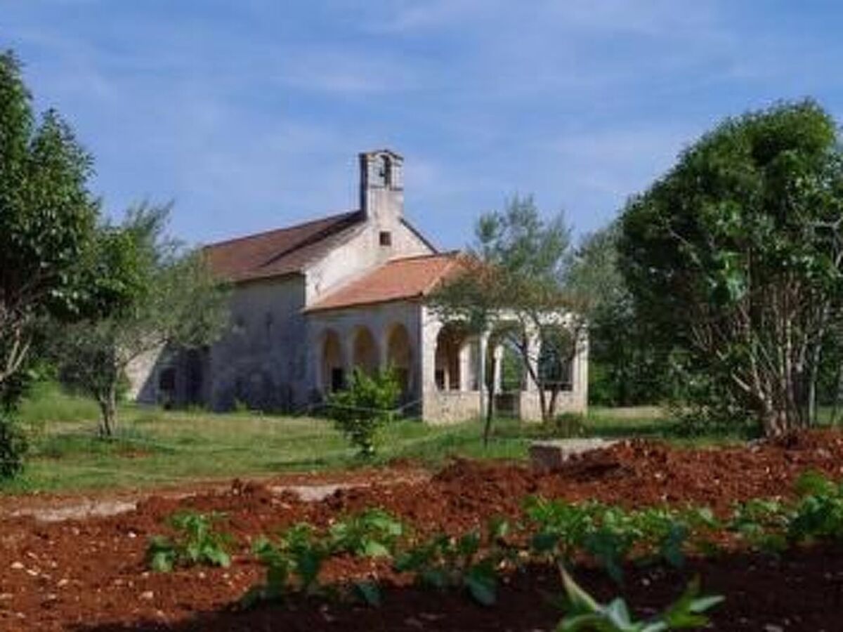 Maison avec piscine privée 8x4m à Sveti Kirin - Photo 42
