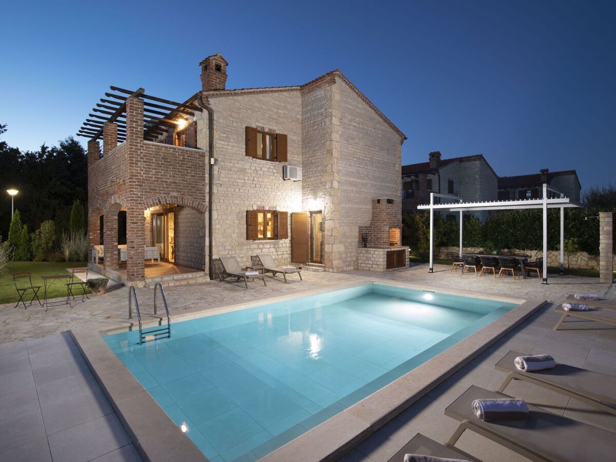Villa Paradis 13 – Maison 8 personnes, piscine chauffée - Photo 1
