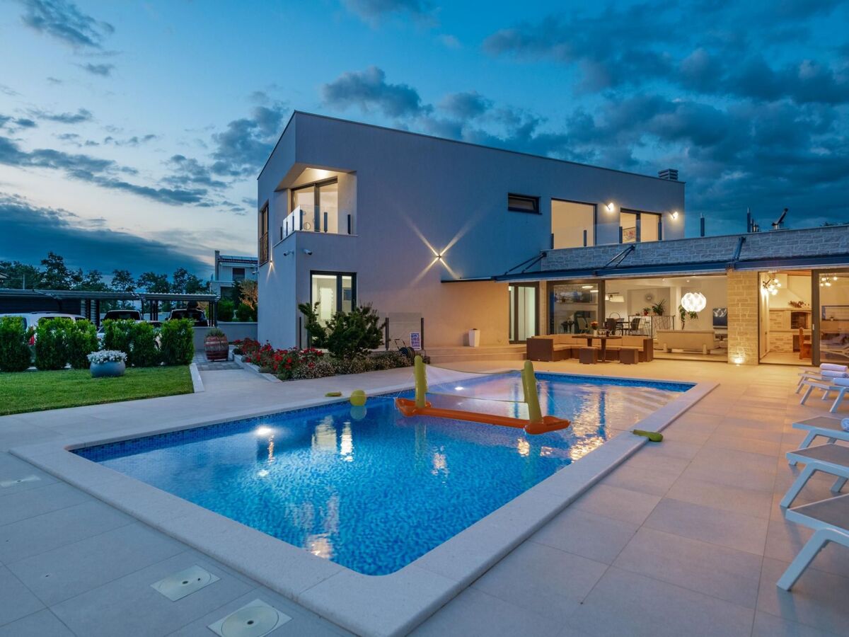 Villa EmMa – Maison 5 chambres avec piscine chauffée - Photo 3