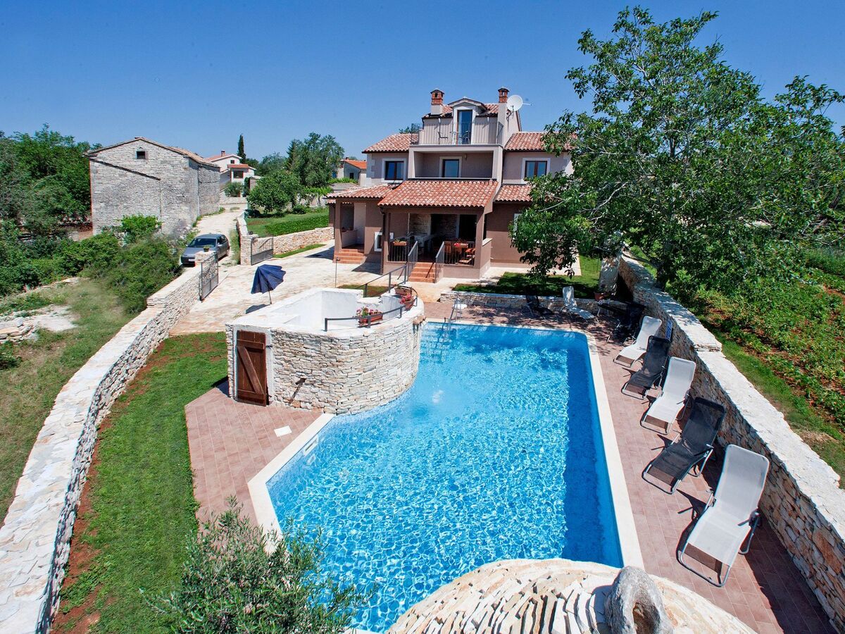 Maison 5 chambres avec piscine privée à Cukrići - Photo 2