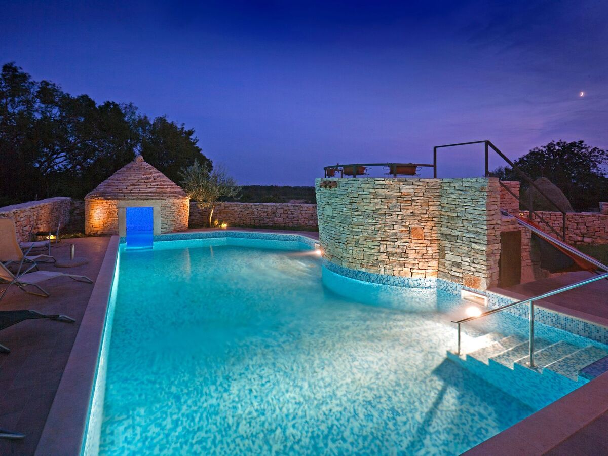 Maison 5 chambres avec piscine privée à Cukrići - Photo 4