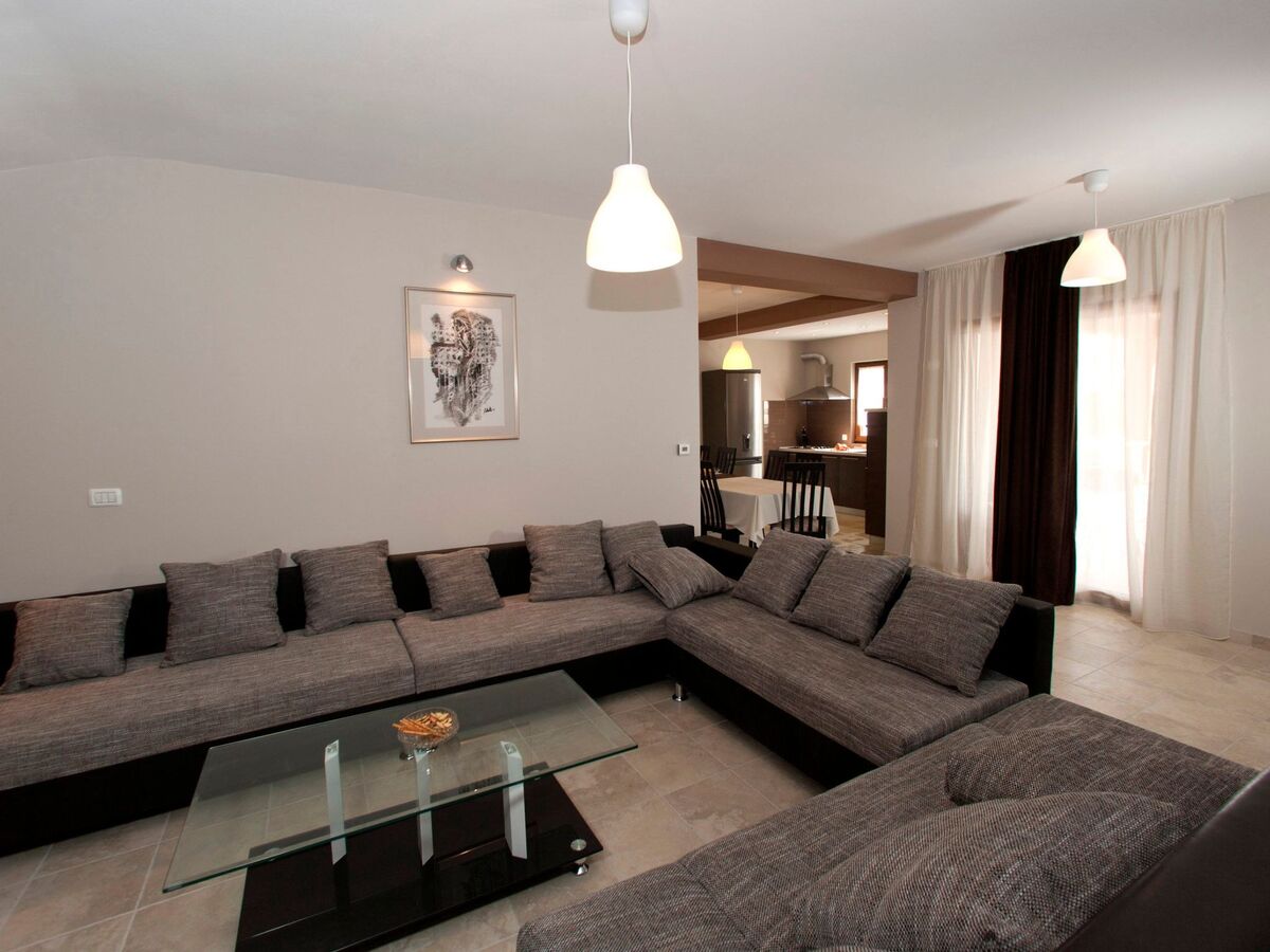 Maison 5 chambres avec piscine privée à Cukrići - Photo 13