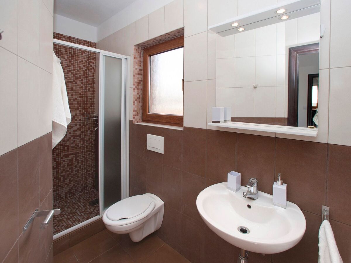 Maison 5 chambres avec piscine privée à Cukrići - Photo 22