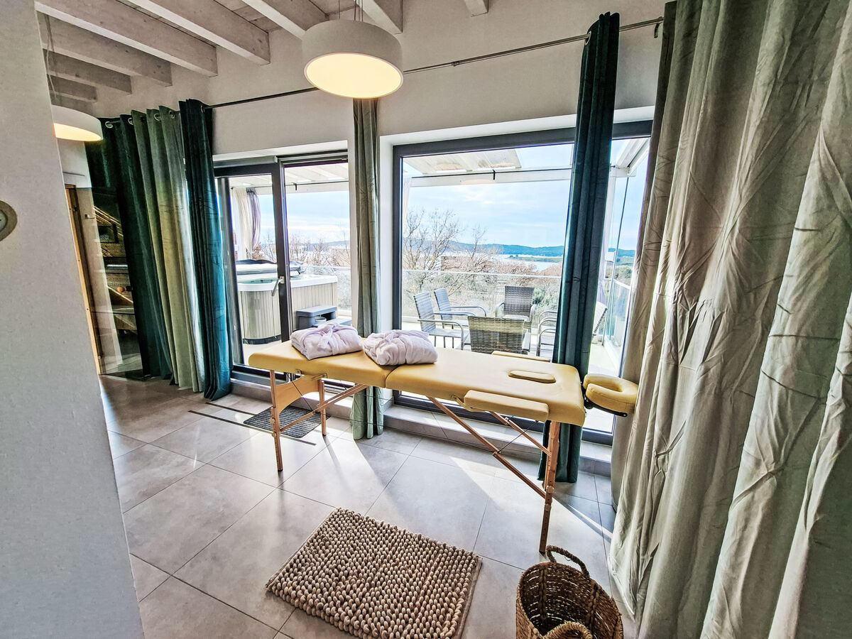 Villa Stella, maison 7 chambres avec penthouse spa à Bokordici - Photo 18