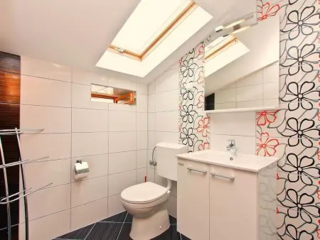 Maison en pierre Peresiji, piscine et cuisine extérieure : photo 17