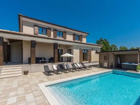 Villa Dante : maison 12 pers., 5 chambres à Bokordici : photo 2