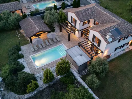 Villa Santi : maison 5 chambres avec piscine privée : photo 43