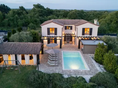 Villa Santi : maison 5 chambres avec piscine privée : photo 44