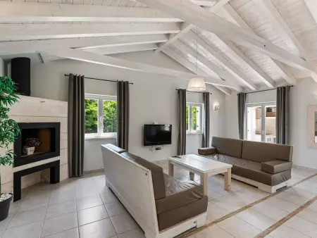 Villa Monet à Bokordici : maison 11 pers. avec piscine et spa : photo 13