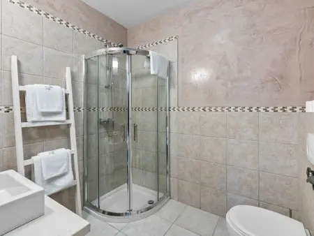 Villa Monet à Bokordici : maison 11 pers. avec piscine et spa : photo 31