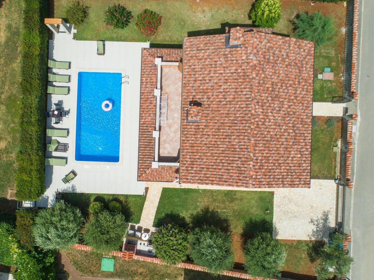 Villa Amani : maison 4 chambres piscine privée Bokordici - Photo 3