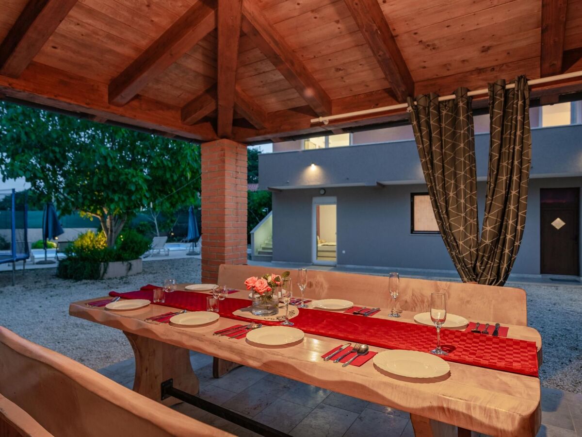 Leone - Maison 7 pers. piscine privée à Bibići - Photo 6