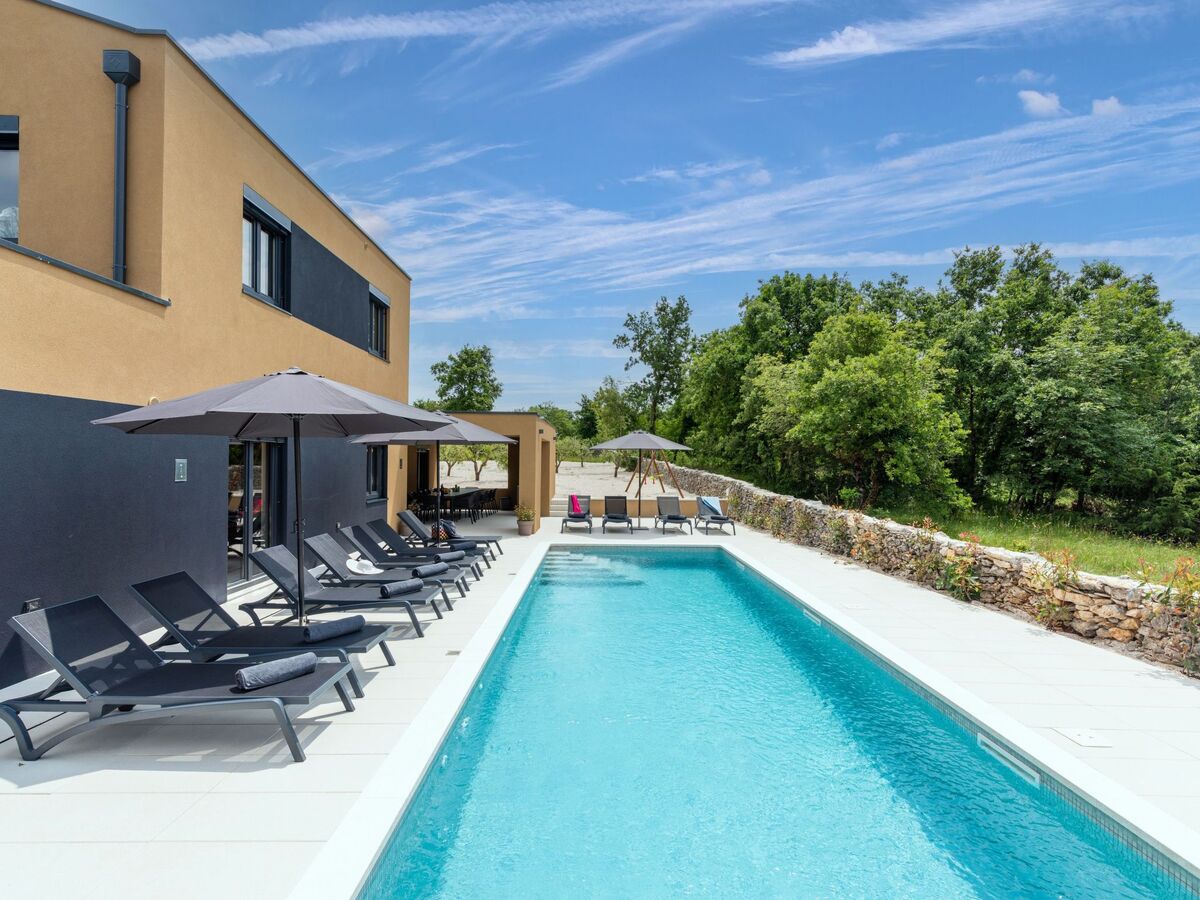 Villa Viktor : maison 14 personnes, piscine et hot tub - Photo 5