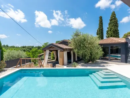 Villa Luna : maison 8 pers., piscine et jardin clos : photo 4