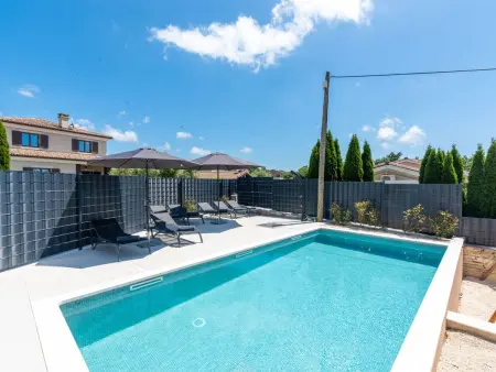 Villa Luna : maison 8 pers., piscine et jardin clos : photo 7