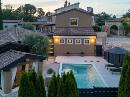 Villa Luna : maison 8 pers., piscine et jardin clos : photo 43