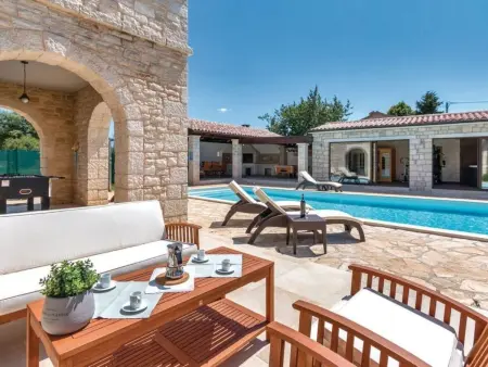 Maison 8 pers. avec sauna, whirlpool et piscine privée : photo 3