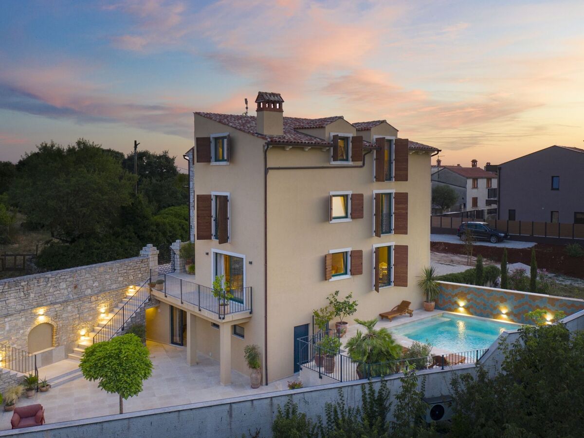 Villa Casa Nova – 7 chambres, spa et piscine à Bale - Photo 3