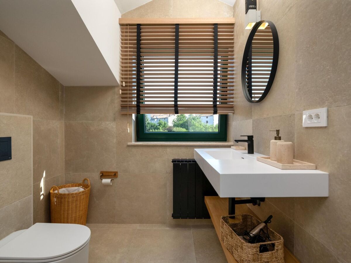 Villa Casa Nova – 7 chambres, spa et piscine à Bale - Photo 42