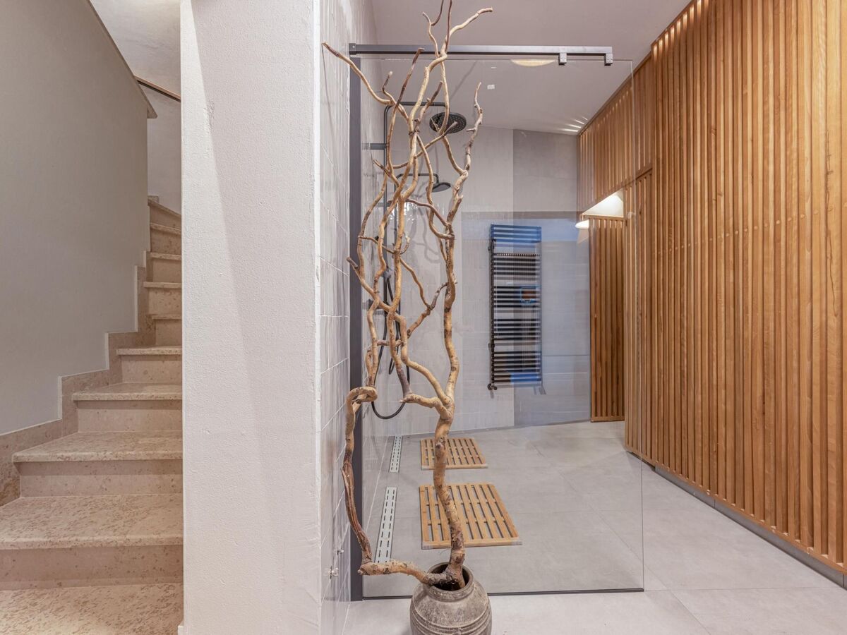 Villa Casa Nova – 7 chambres, spa et piscine à Bale - Photo 43