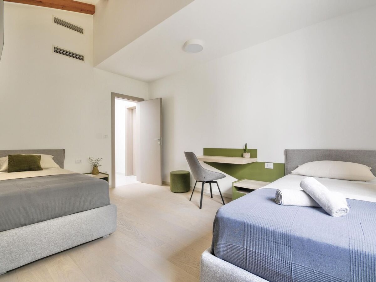 Villa Brioli – 4 chambres avec piscine chauffée à Barbariga - Photo 10