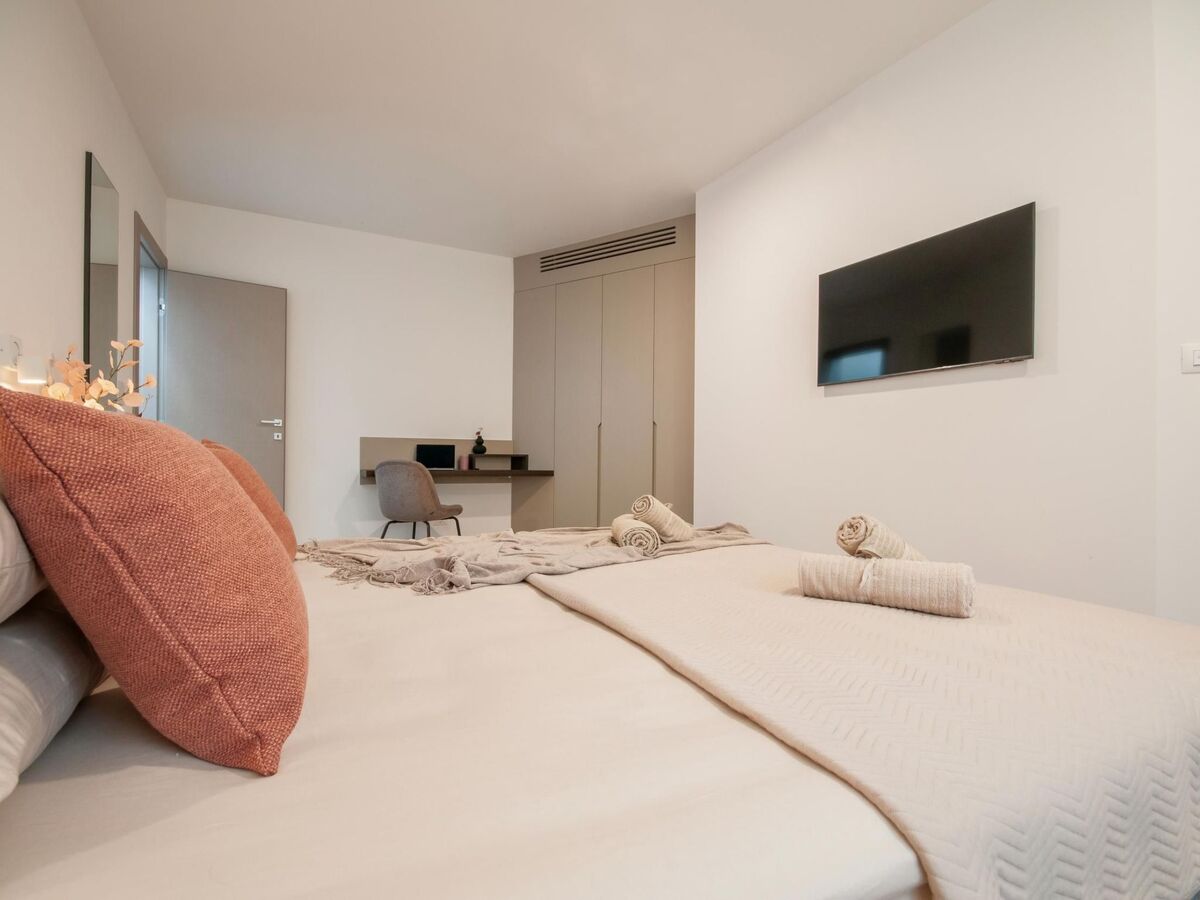 Villa Brioli – 4 chambres avec piscine chauffée à Barbariga - Photo 11