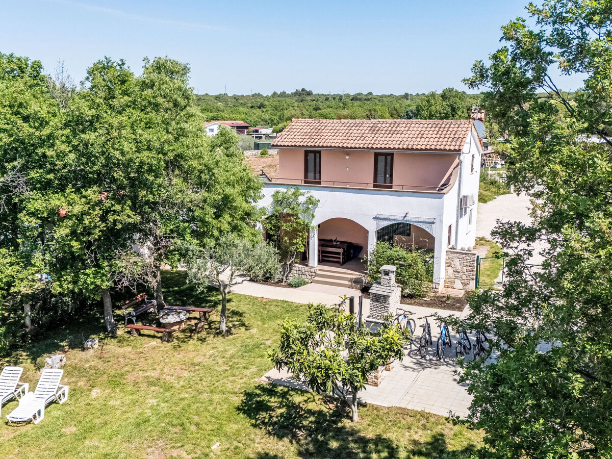 Marmelo – Maison avec jacuzzi privatif à Peroj - Photo 40