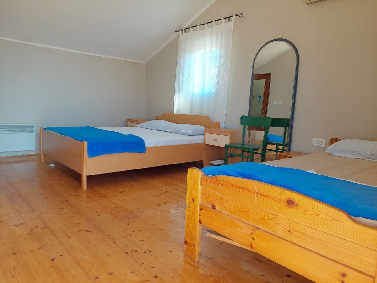 Marmelo – Maison avec jacuzzi privatif à Peroj - Photo 57
