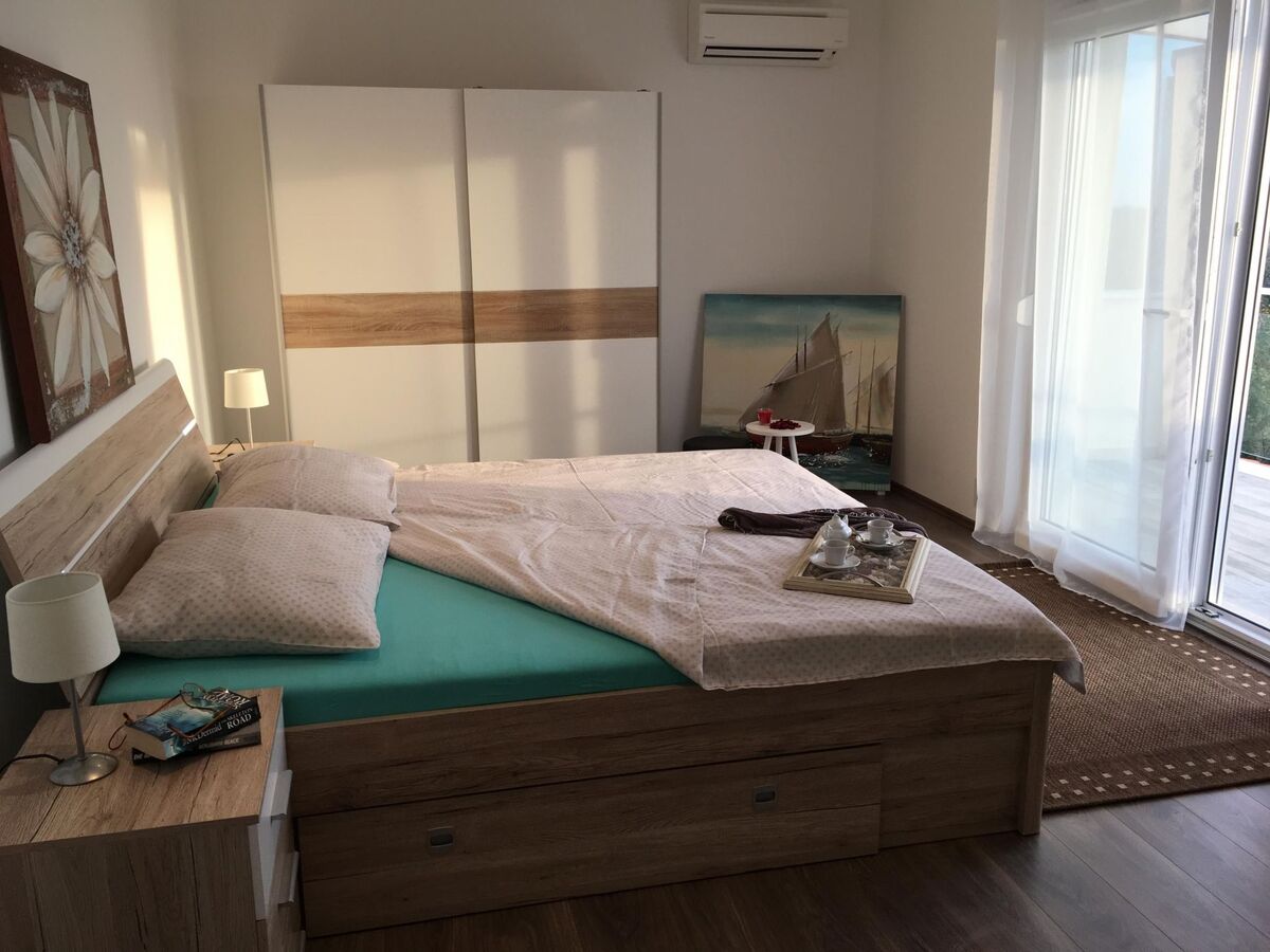 Villa avec piscine d'eau salée, sauna et jacuzzi à Vodnjan - Photo 21