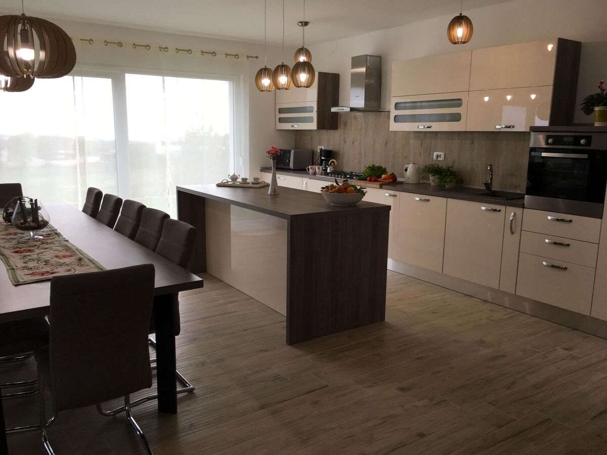 Villa avec piscine d'eau salée, sauna et jacuzzi à Vodnjan - Photo 31