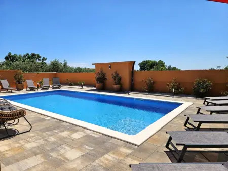 Villa 9 chambres avec piscine 50 m² à Pula : photo 5