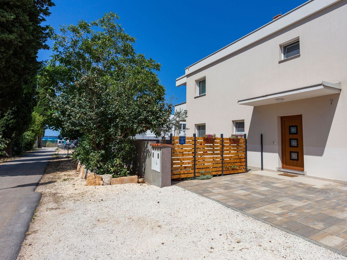 Maison 180m² vue Brijuni, 200m de la plage - Photo 3